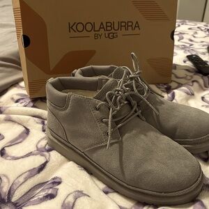 Kookaburra by Ugg Women’s Gray W ADVAY Lace Up Boots:NEW /Size:7 /Item# 1-28416